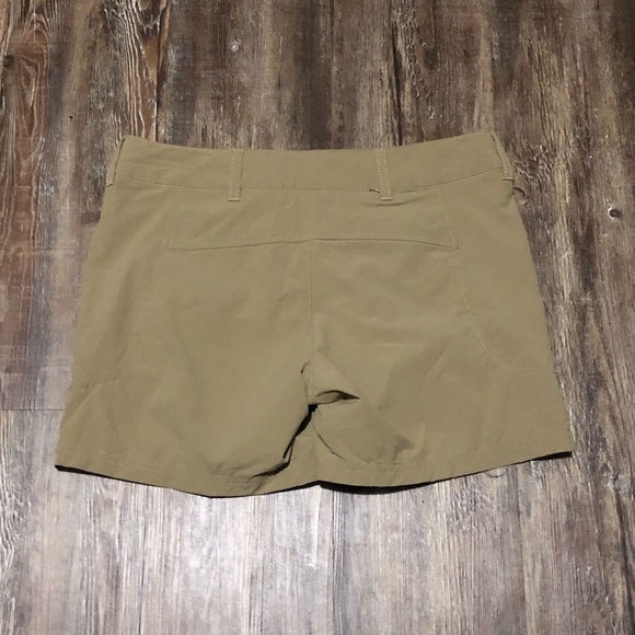 Athleta Shorts Women's 6 Khaki Tan Athletic 2 Button Casual Gym Running 5" Short - Picture 5 of 6